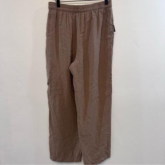 Madewell Straight Cargo Pants in Softdrape Light Umber
Tan size m - Picture 4 of 4